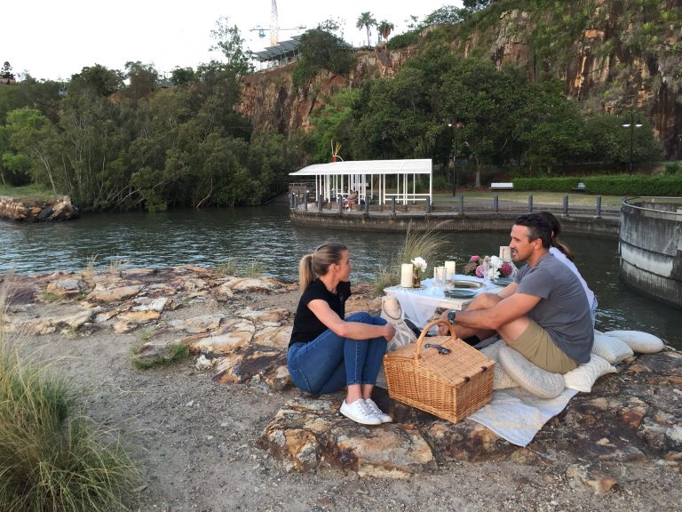 Sunset abseiling in Brisbane with a beautifully styled picnic on the side