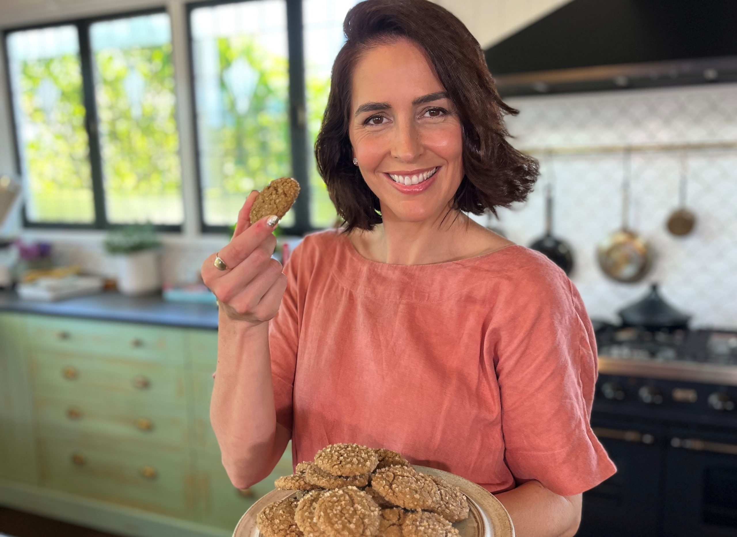 Ginger Crinkle Cookies - WEEKENDER