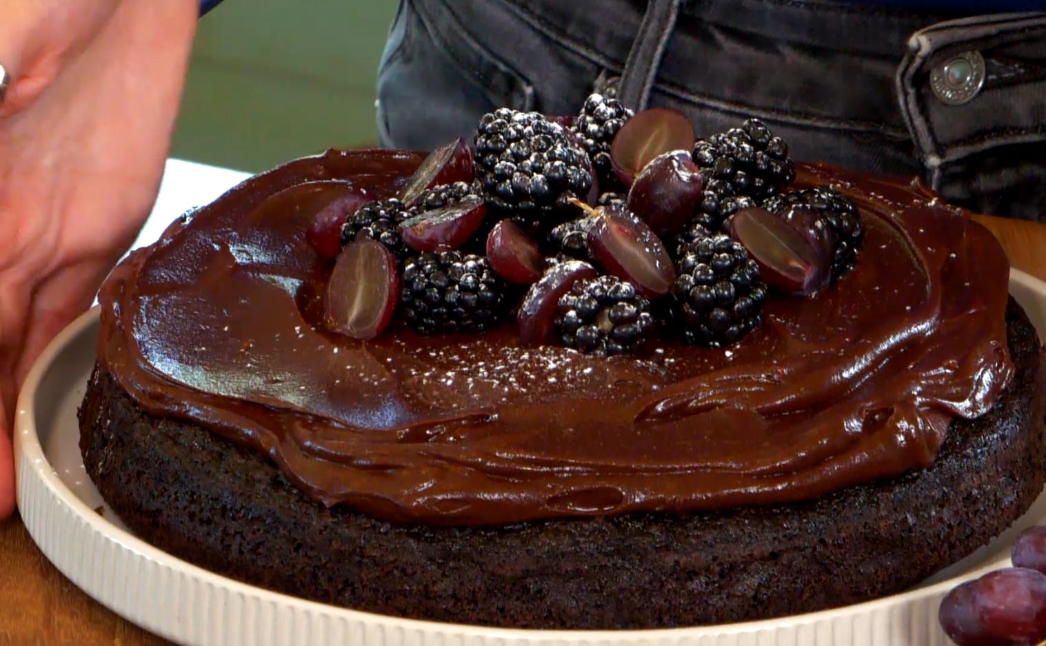 Double Chocolate Red Wine Bundt Cake Recipe | Giada De Laurentiis | Food  Network